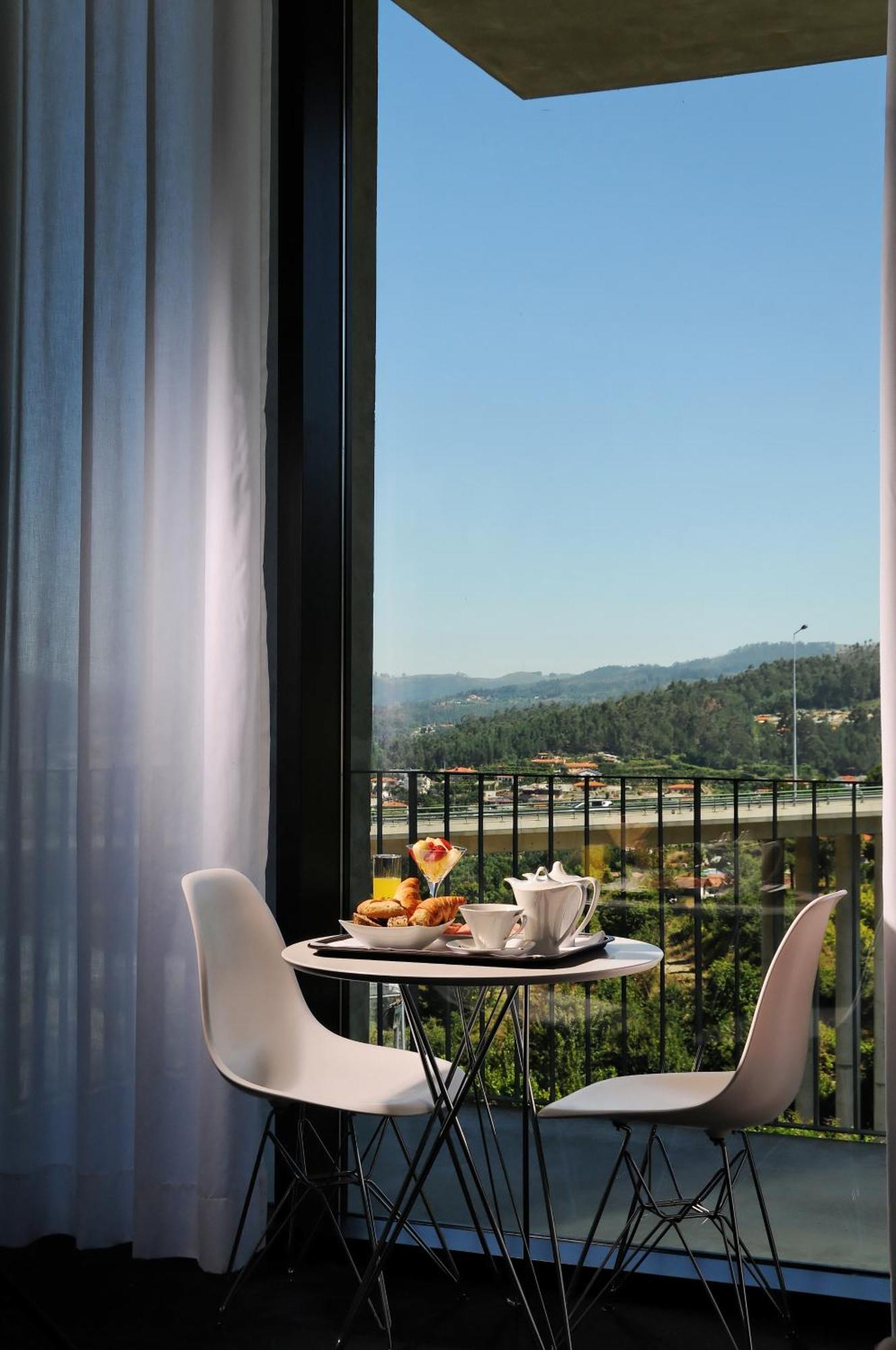 Open Village Sports Hotel & Spa Club Guimarães Екстериор снимка