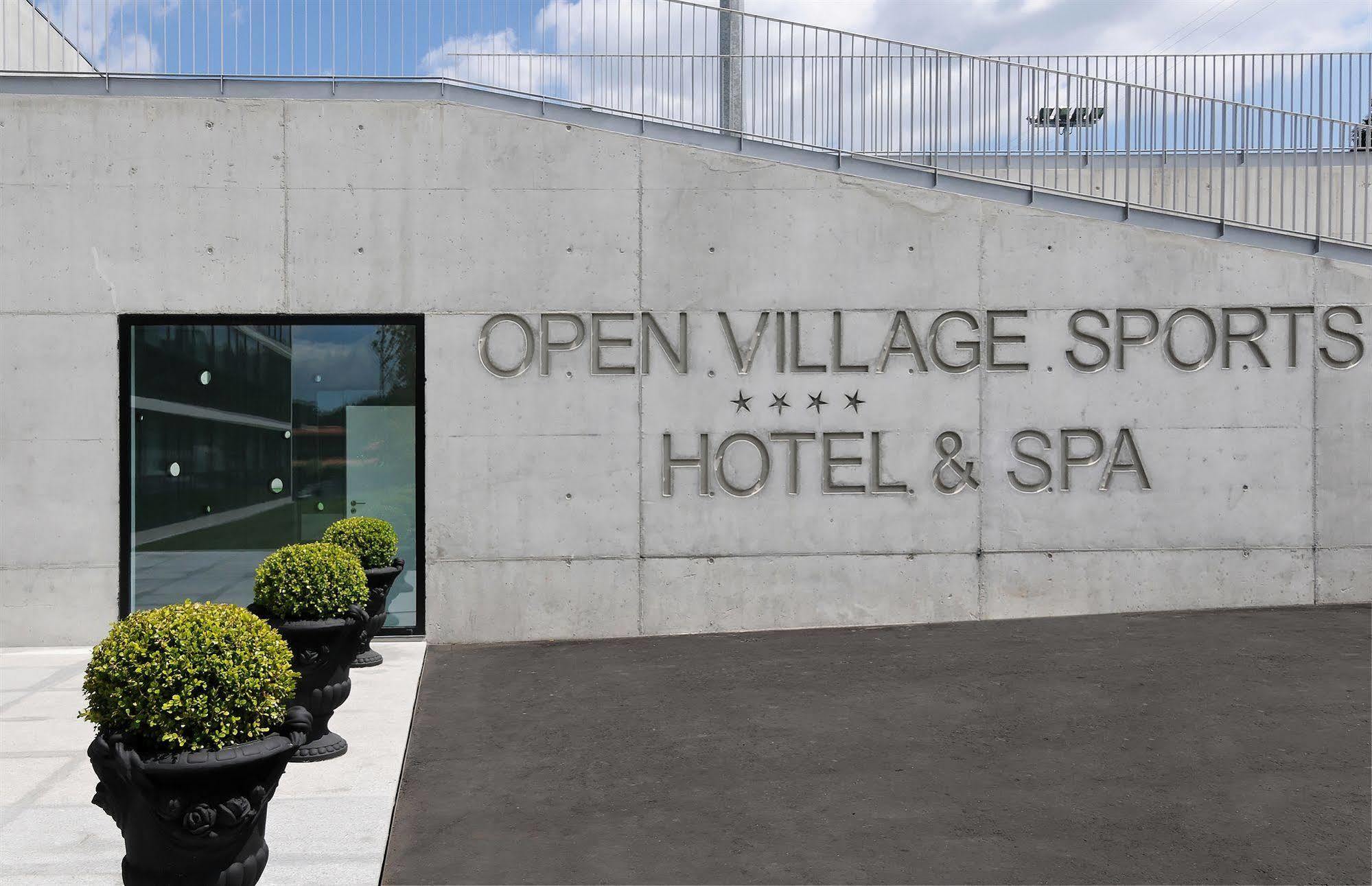 Open Village Sports Hotel & Spa Club Guimarães Екстериор снимка