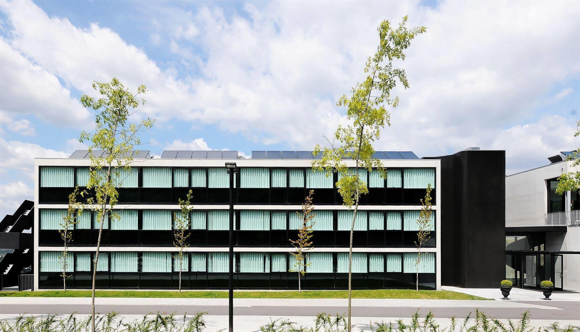 Open Village Sports Hotel & Spa Club Guimarães Екстериор снимка
