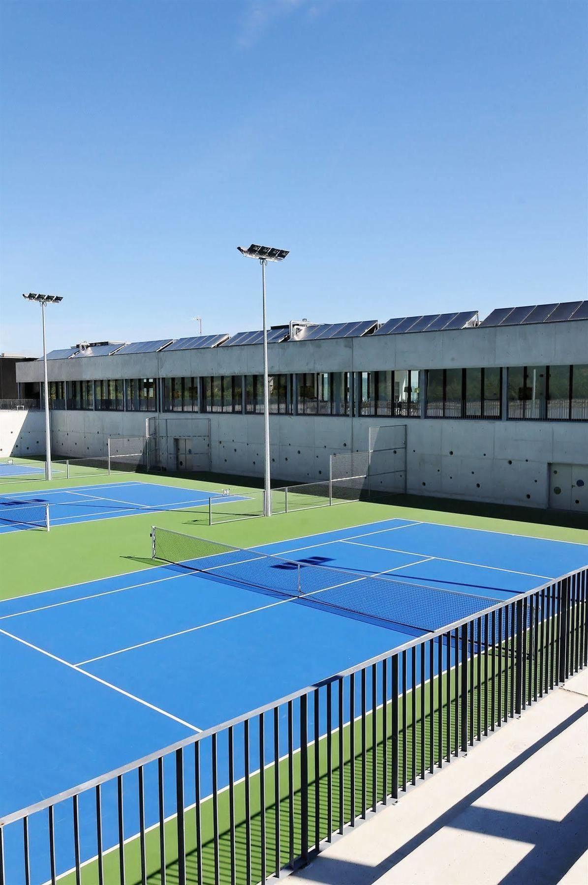 Open Village Sports Hotel & Spa Club Guimarães Екстериор снимка