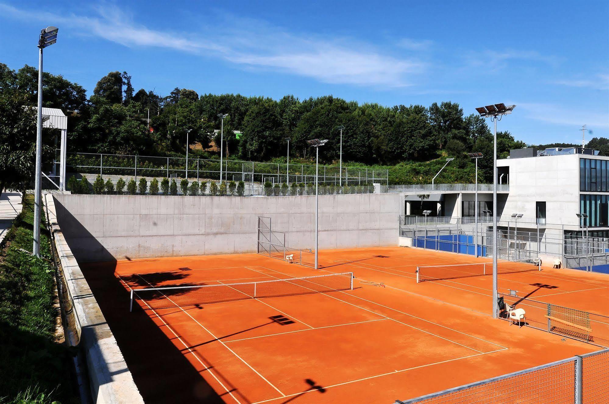 Open Village Sports Hotel & Spa Club Guimarães Екстериор снимка